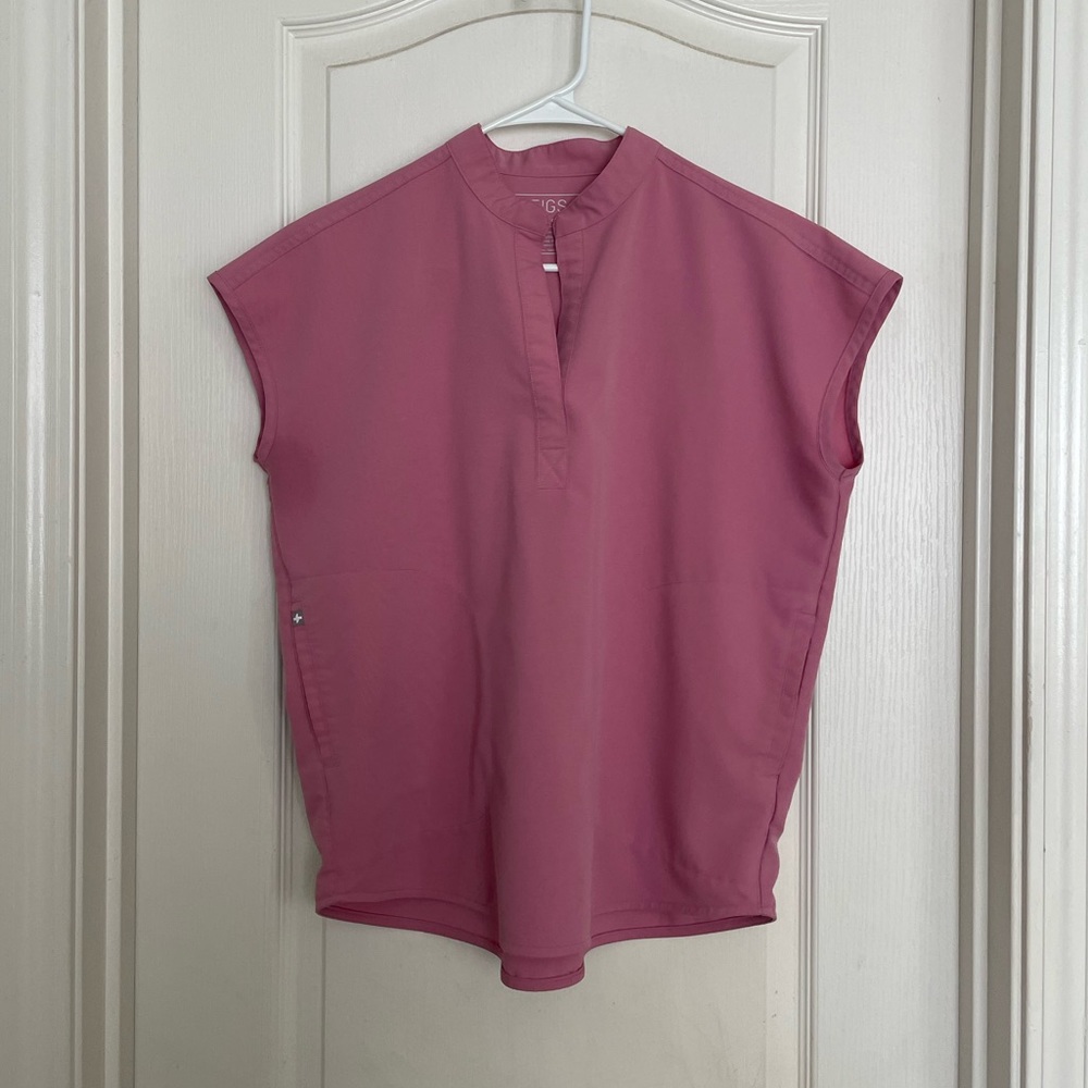 Figs Scrub Top